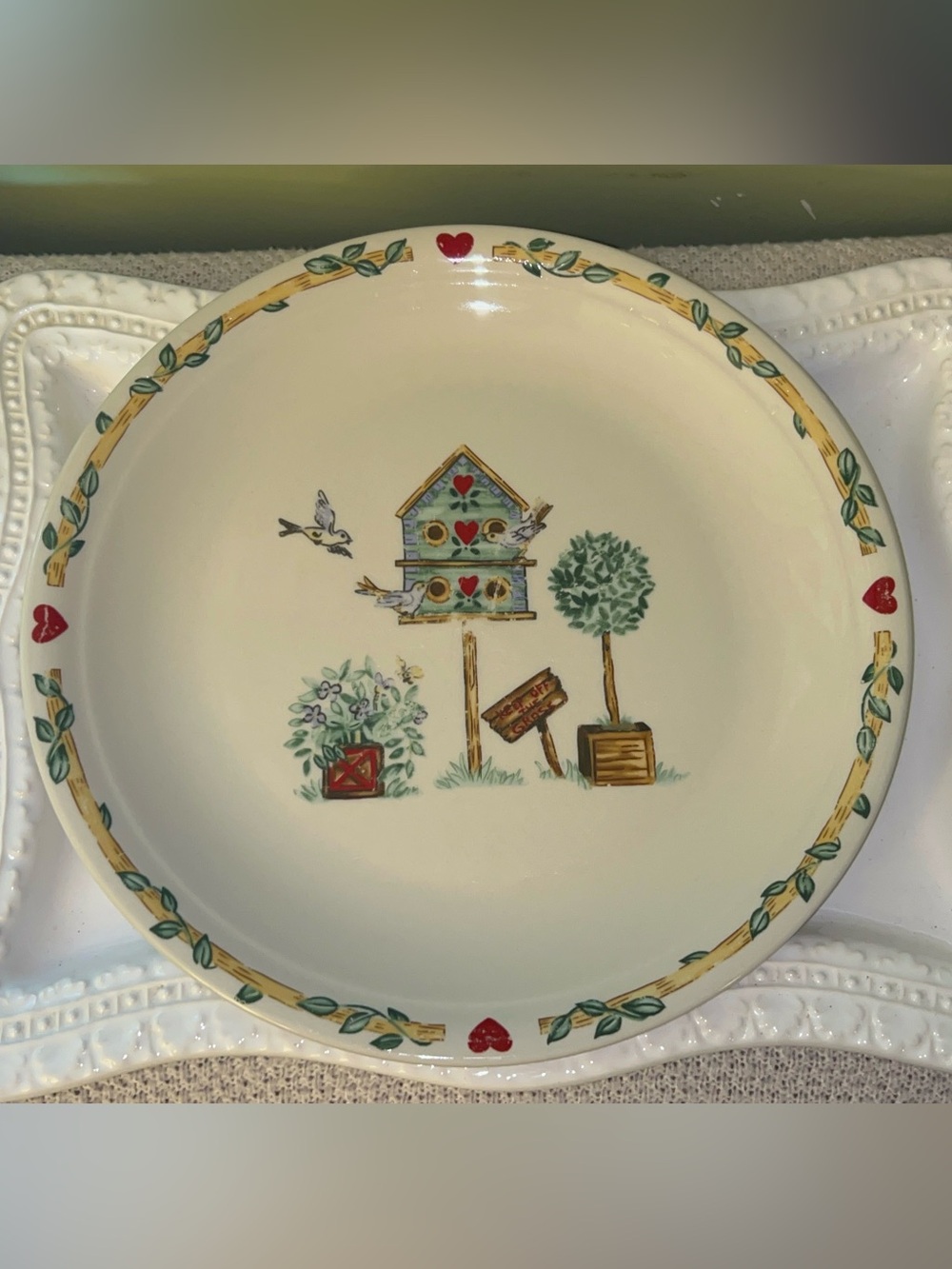 Thomson Pottery"Birdhouse" pattern Dinner Plates set of 4- Cottage Core